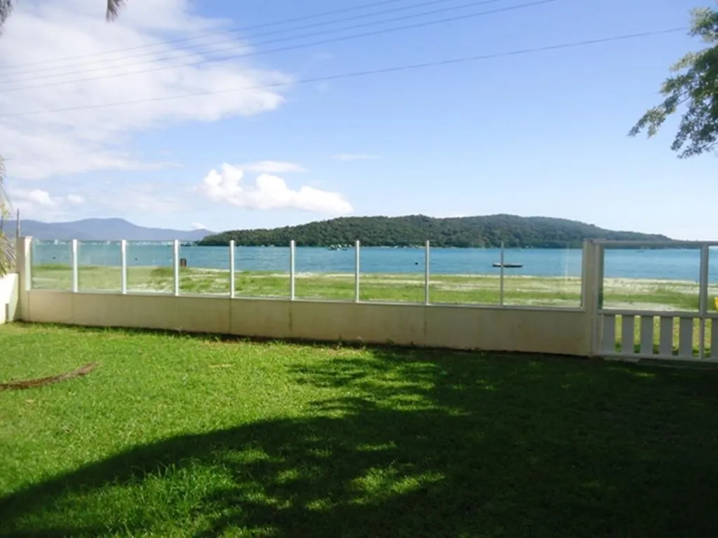 Casa Pe Na Areia Em Porto Belo Hotel 0*,